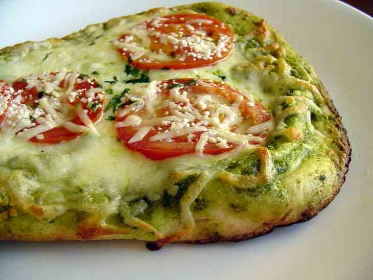 Tandoor's Just-Baked Cilantro Pesto Pizza