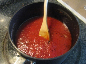 Silky Tomato Sauce For Pizza